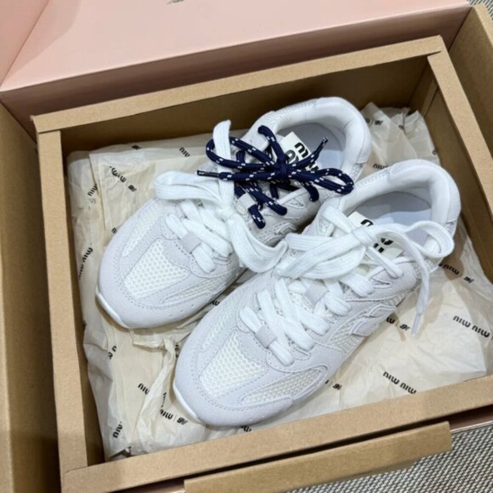 Authentic New Balance X Miu Miu 530 Sneakers